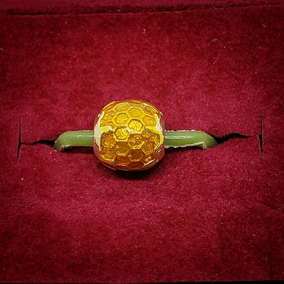 Charm - Picture 1 of 1